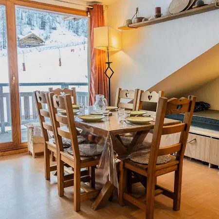 Apartment Le Parc Des Airelles - Chaleureux T2 Avec Superbe Vue Sur Les Pistes Mae-3621 Les Orres